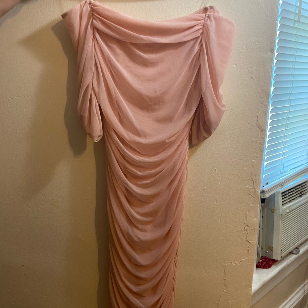 Pink shoulder hugging dress